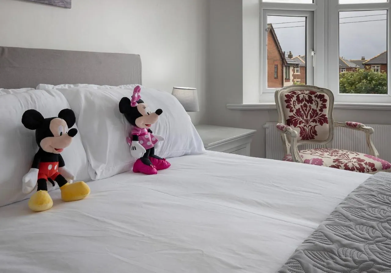 Holiday home Fantastic! Family Home: Free Parking Blackpool